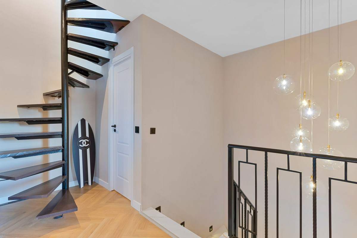 undefined thumbnail 14