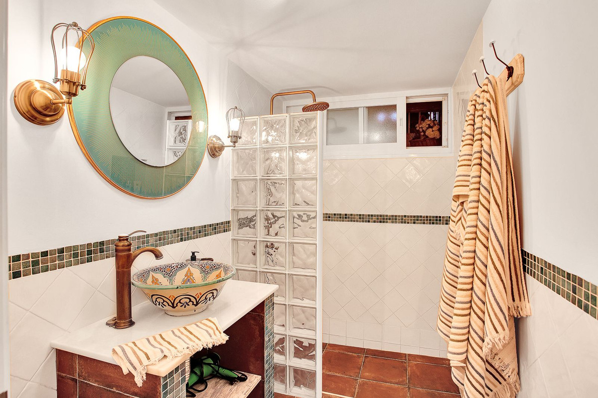 undefined thumbnail 38