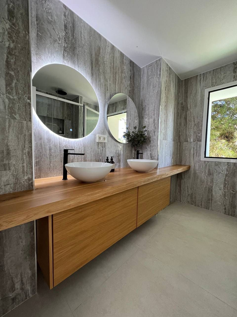 undefined thumbnail 2