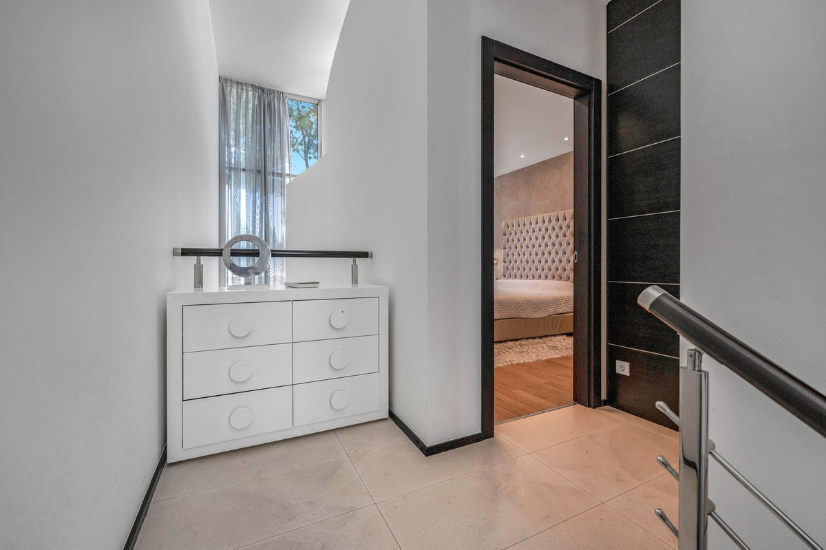 undefined thumbnail 12