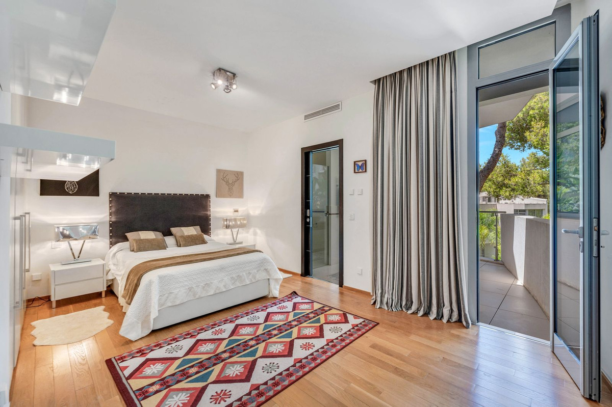 undefined thumbnail 7