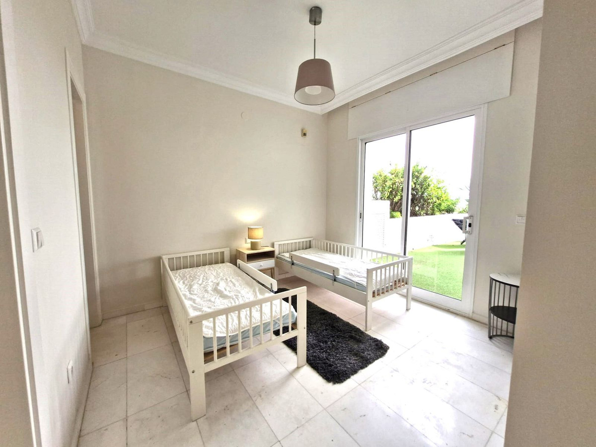 undefined thumbnail 12