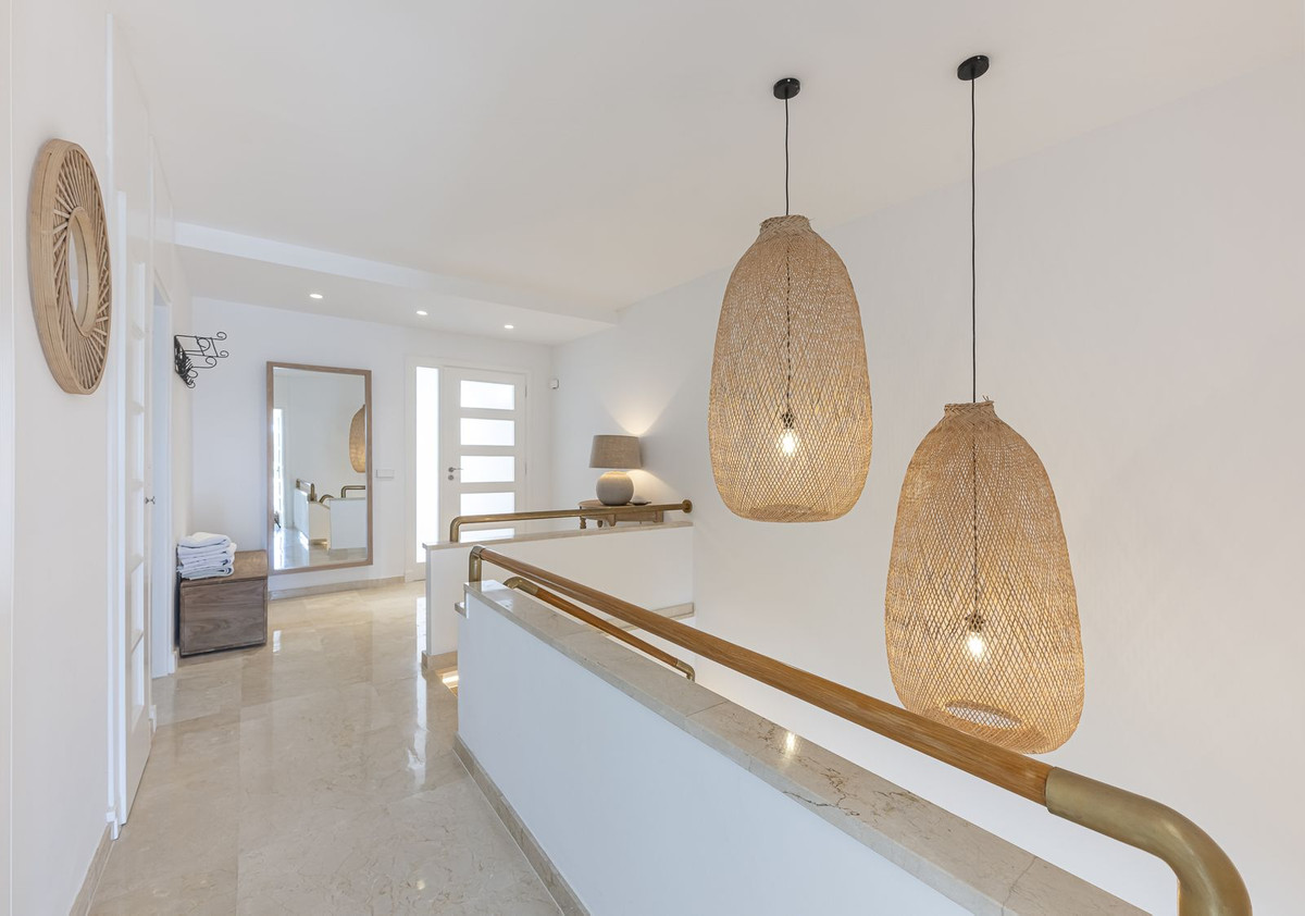 undefined thumbnail 4