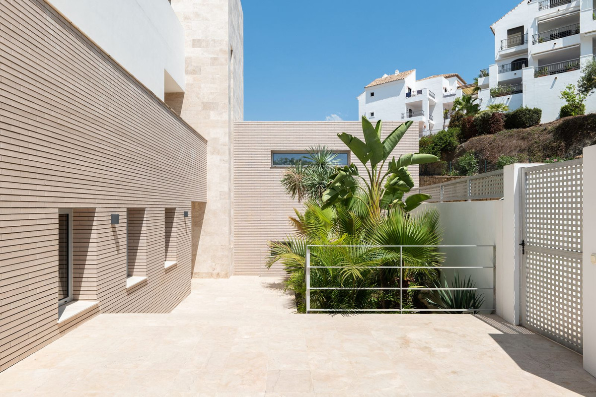 undefined thumbnail 9