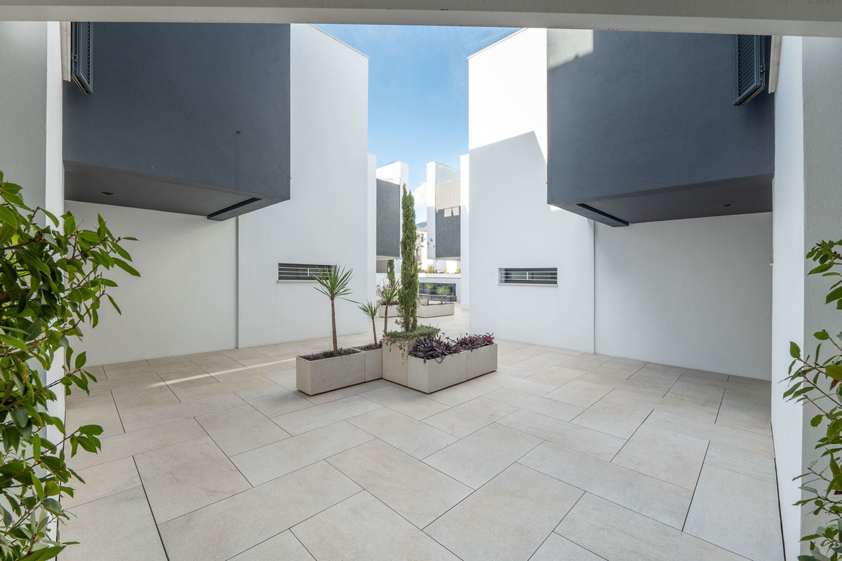 undefined thumbnail 37