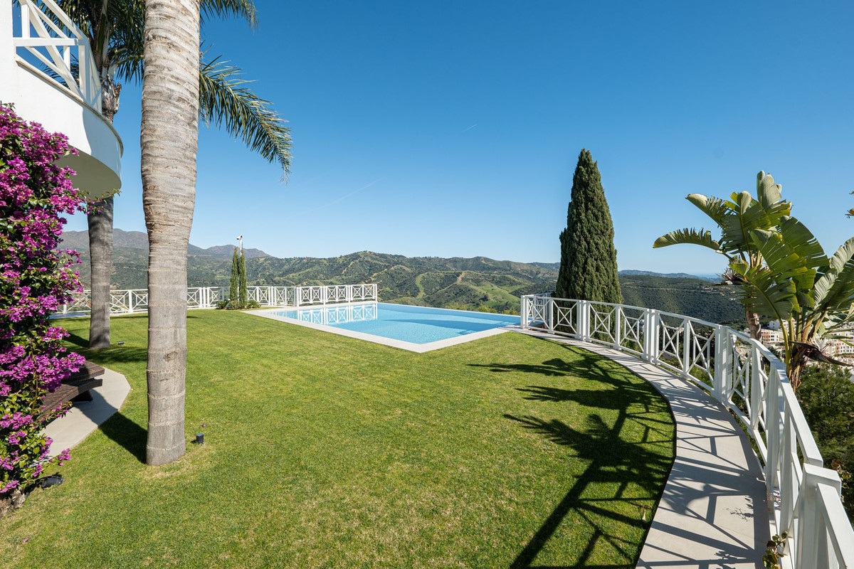 undefined thumbnail 37