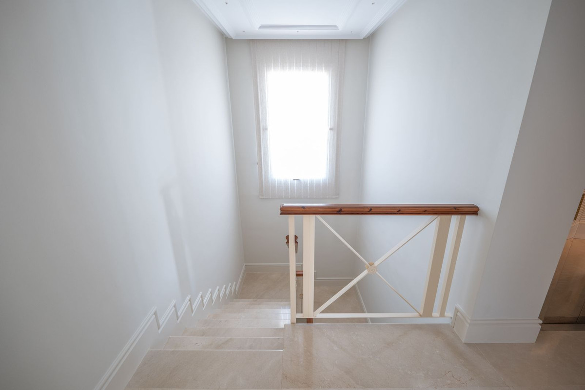 undefined thumbnail 38