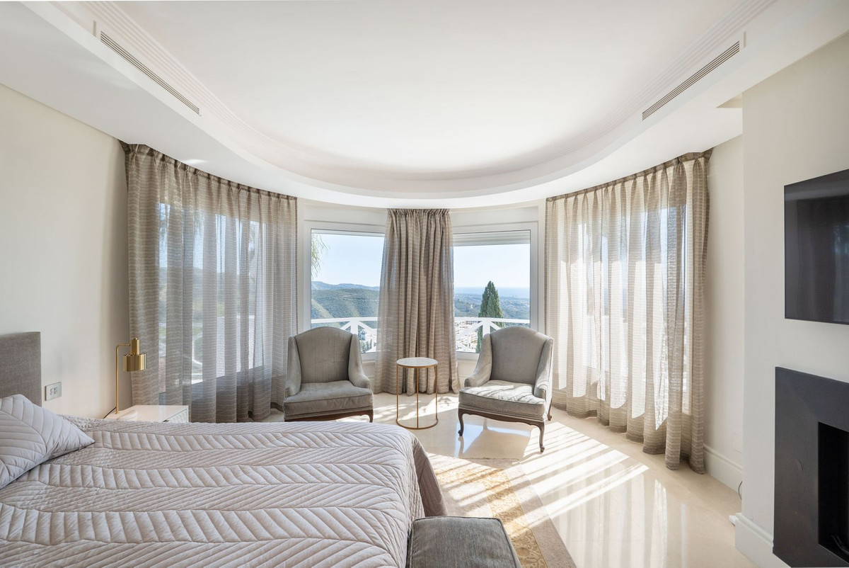 undefined thumbnail 3