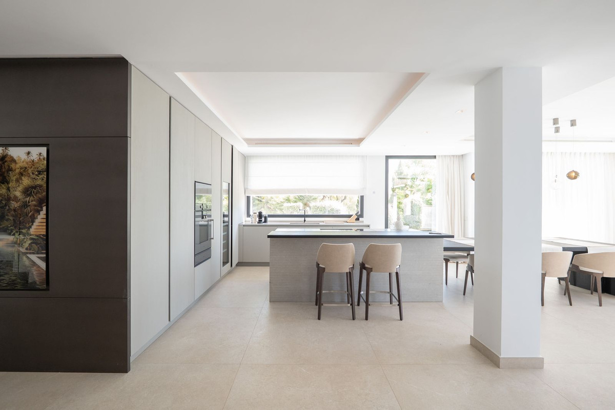 undefined thumbnail 14