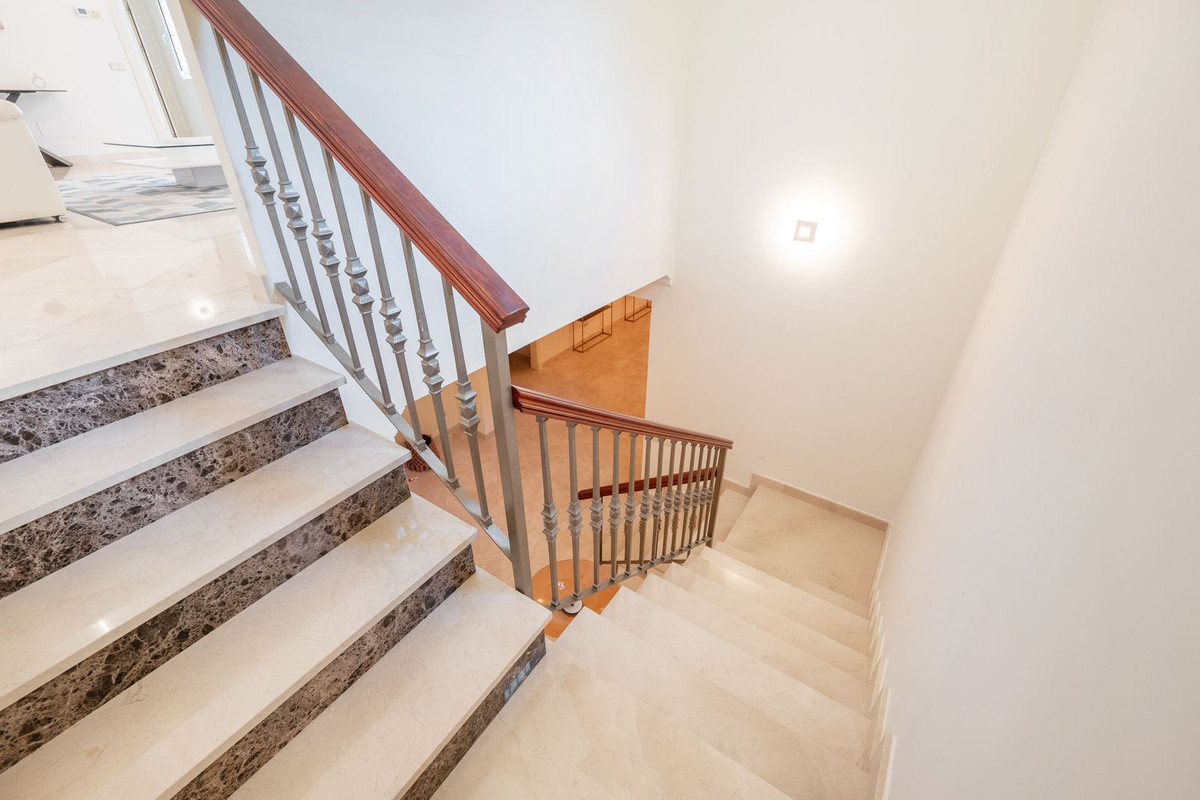 undefined thumbnail 41