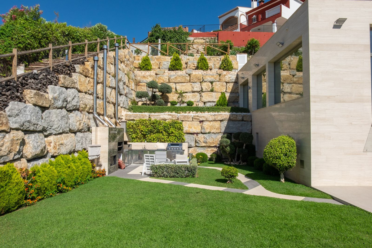 undefined thumbnail 38