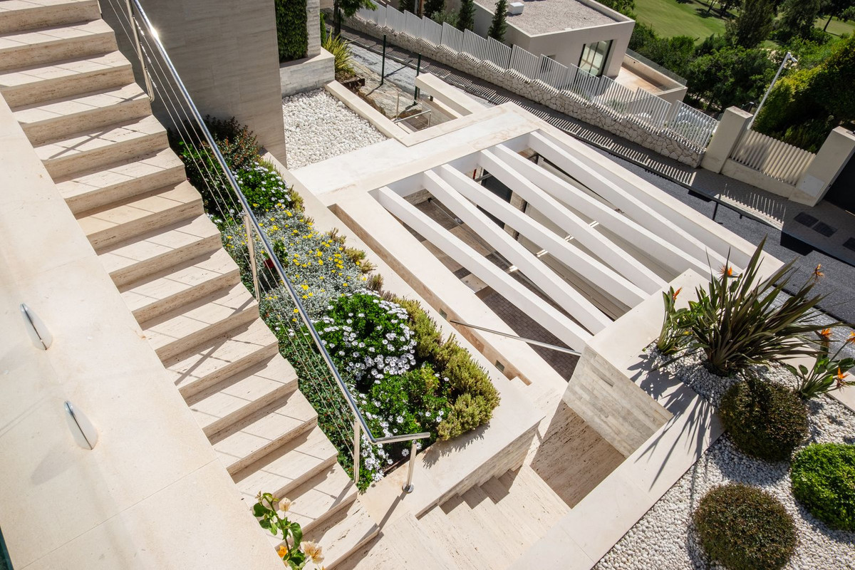 undefined thumbnail 52