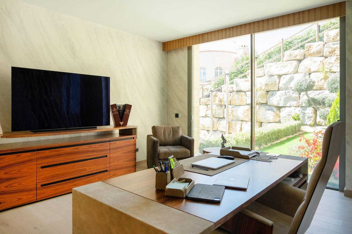 undefined thumbnail 14