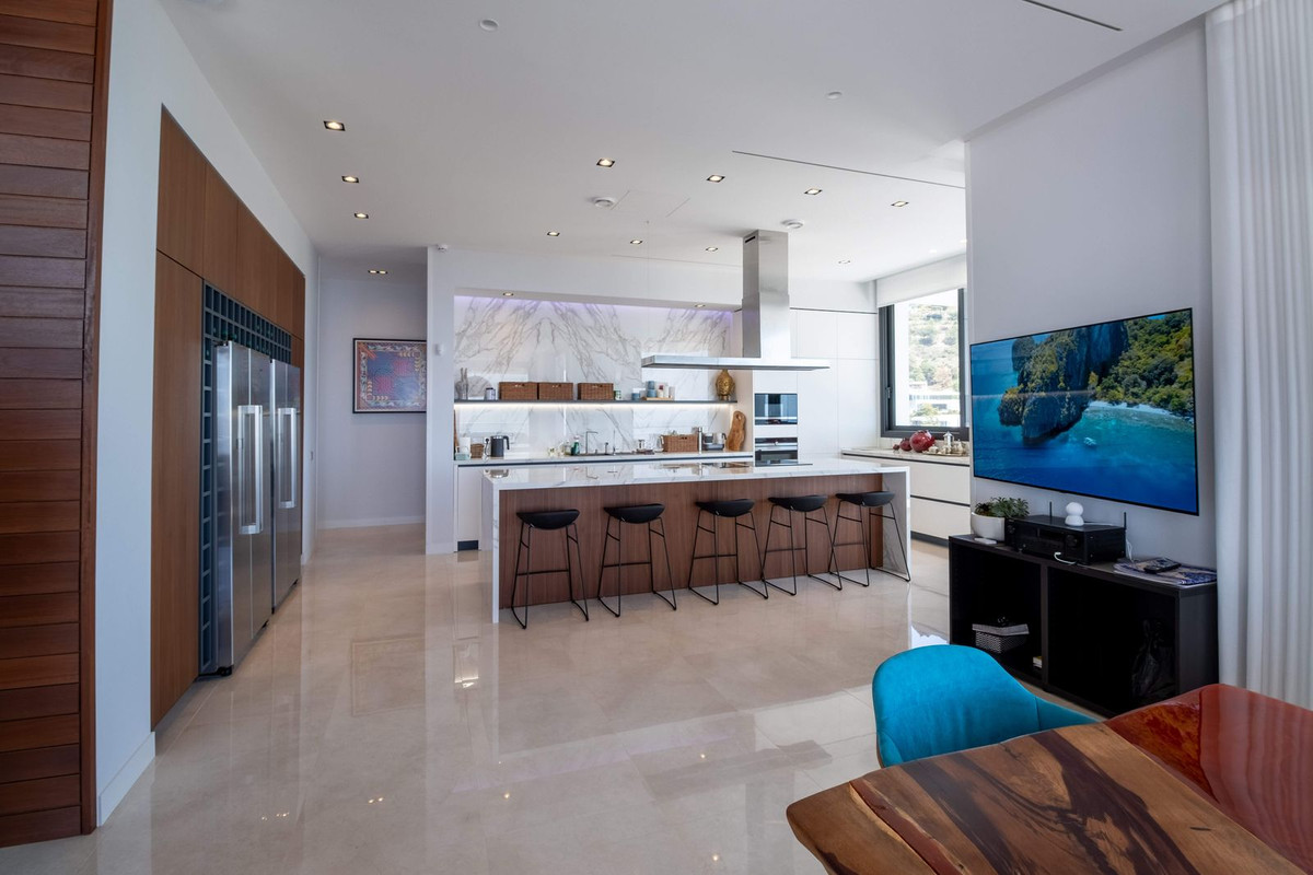 undefined thumbnail 9